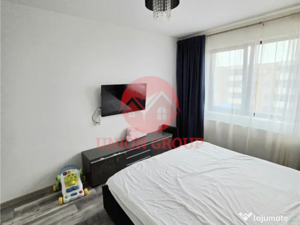 Apartament 3 Camere, Decomandat, Palazu Mare