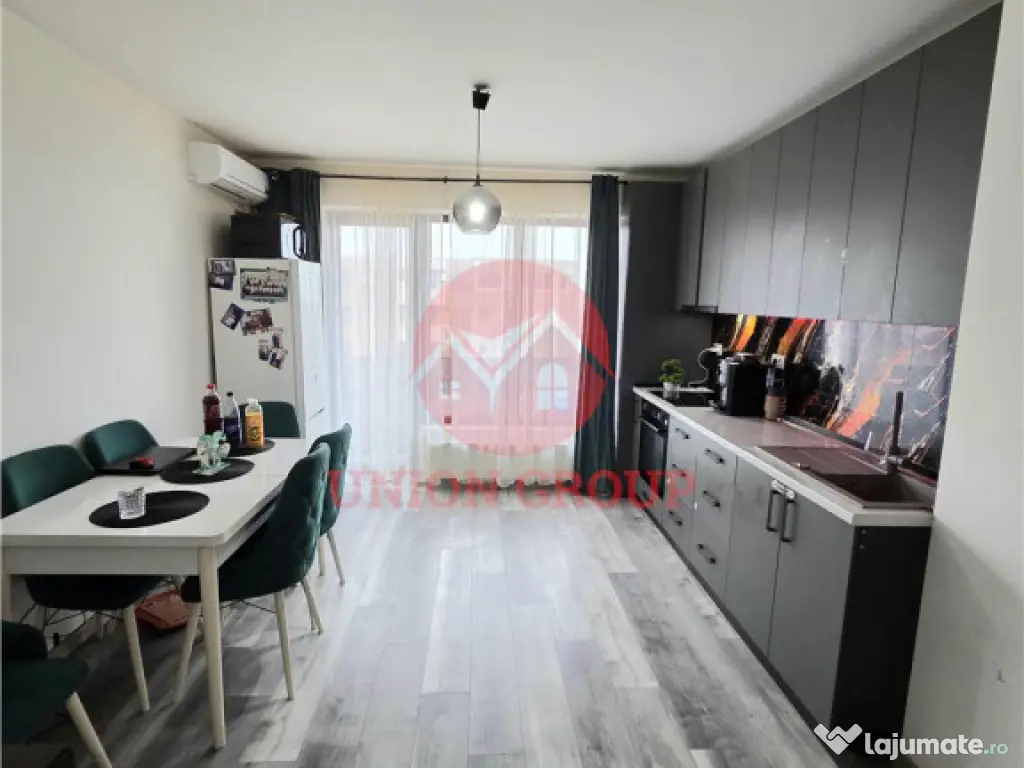 Apartament 3 Camere, Decomandat, Palazu Mare