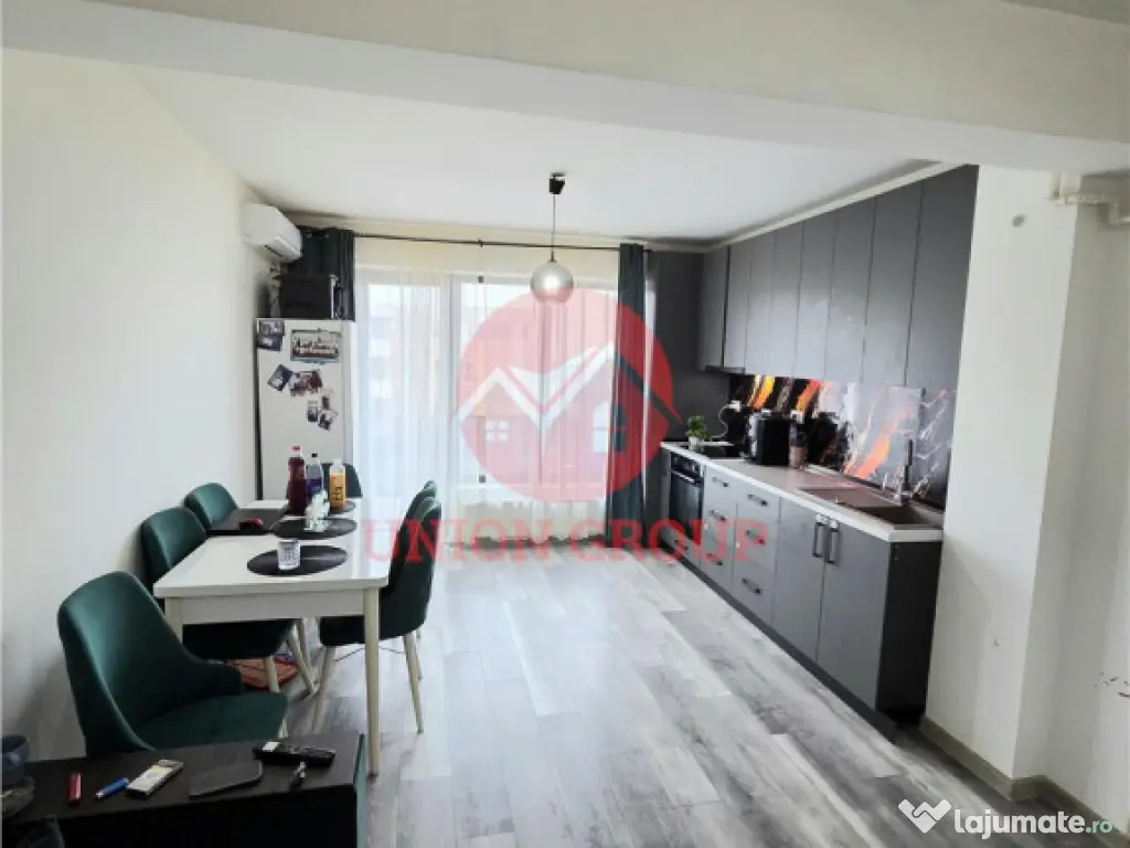 Apartament 3 Camere, Decomandat, Palazu Mare