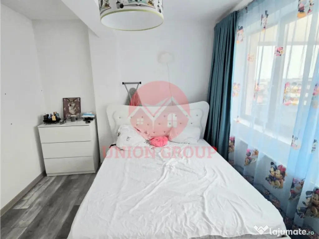 Apartament 3 Camere, Decomandat, Palazu Mare