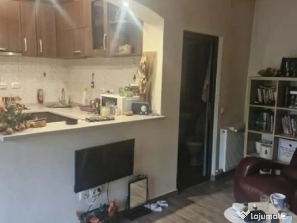 Apartament 3 camere in vila + terasa 40 mp, zona Sebastian/1