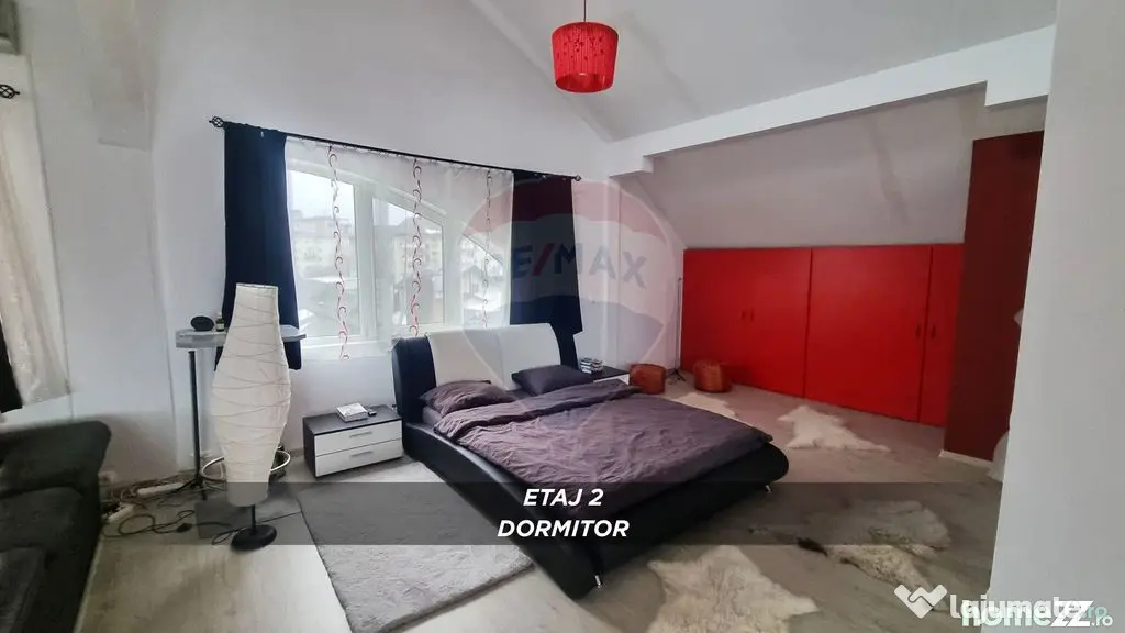 Casă / Vilă cu 10 camere de vânzare în SIGHETUL MARMA... - Sighetu Marmatiei (Maramures)