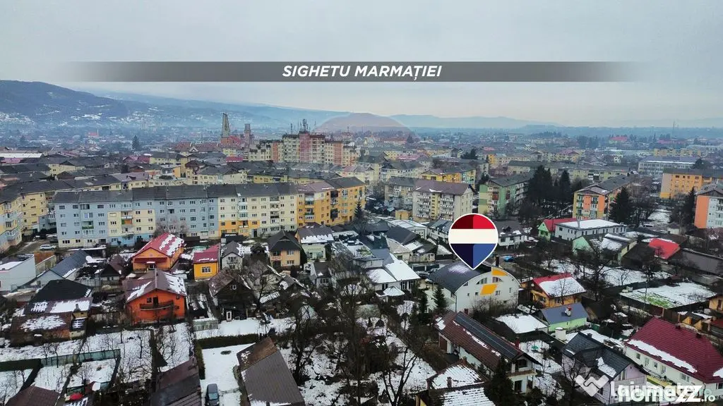 Casă / Vilă cu 10 camere de vânzare în SIGHETUL MARMA...