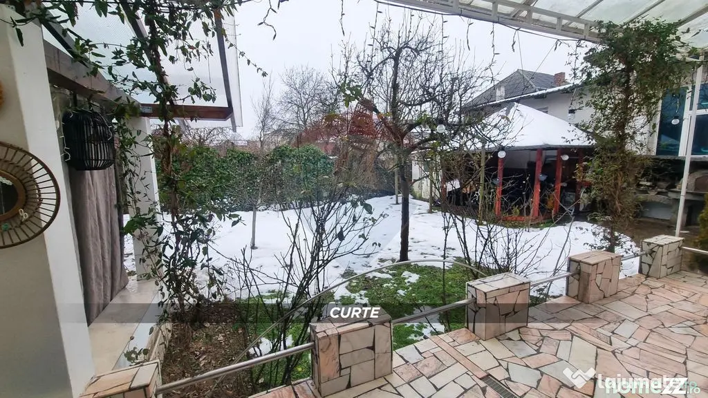 Casă / Vilă cu 10 camere de vânzare în SIGHETUL MARMA...