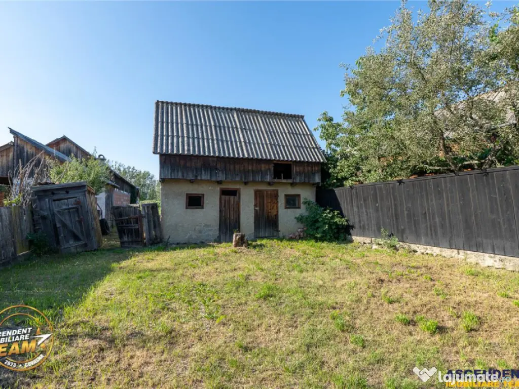 FILM! De casa traditionala, cu dependinte si facilitati, in