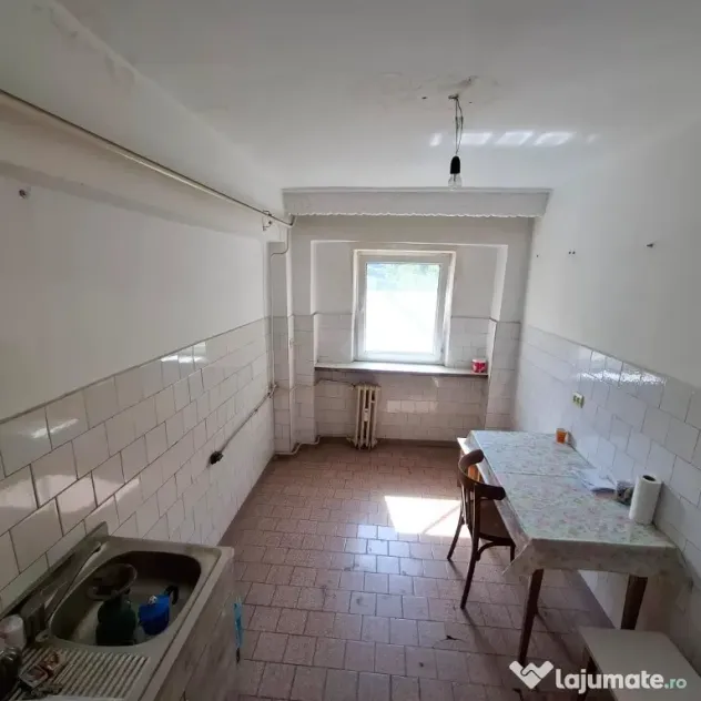 Apartament 3 camere – Ultracentral Focșani