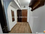 Apartament 3 camere zona Casa de Cultura 