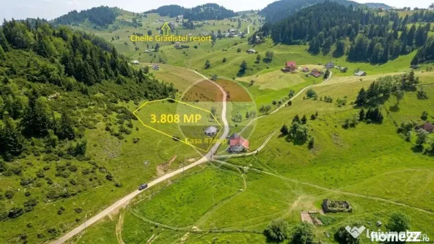 Teren 3808mp+Casă Fundata, Brașov - Cheile Grădiștei - Drum asfaltat - Fundata (Brasov)