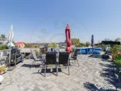 Clădire modernă, versatilă, cu terasă panoramică – lo 