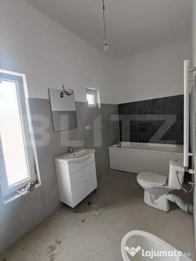 Duplex 100 mp, Scheia