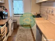 Apartament 3 camere, zona centrala 