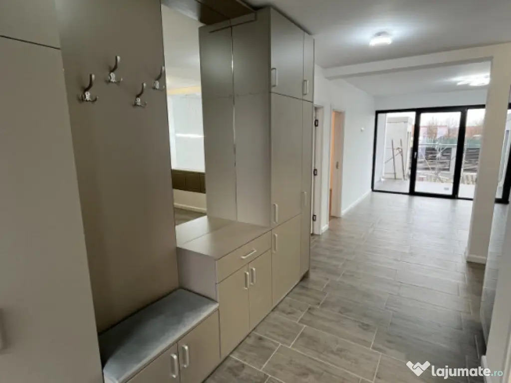 Casa moderna pe parter zona Cetatii-suprafață construită