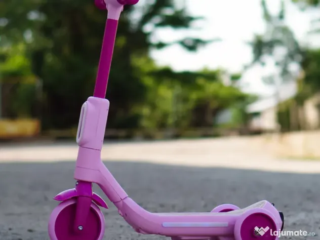 Trotineta electrica Kinderauto Aquamist cu aburi, lumini 30W 6V Pink