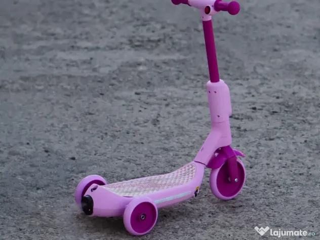 Trotineta electrica Kinderauto Aquamist cu aburi, lumini 30W 6V Pink