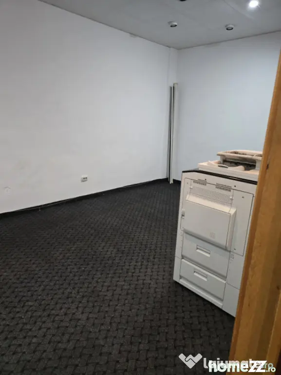 Spatiu comercial sau de birouri ultracentral etaj 1