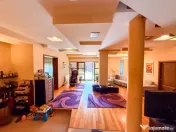 Vila excepțională într-o zona liniștită 