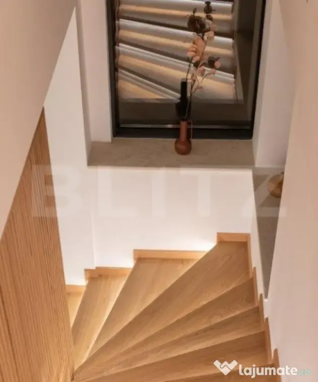 Duplex, 130 mp, 270 mp teren, 5 camere, zona strazii Buna zi