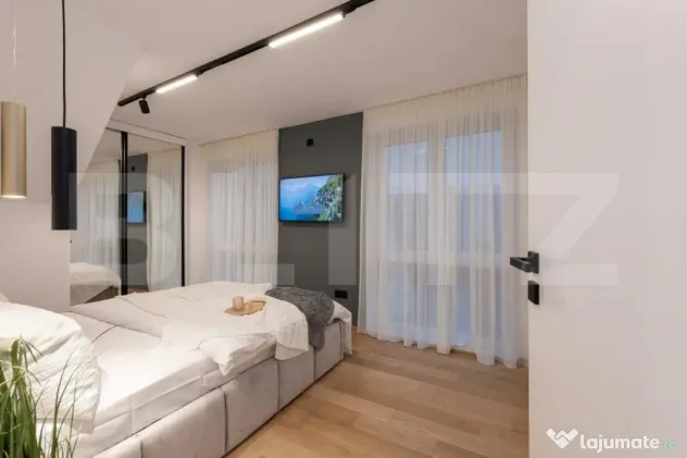 Duplex, 130 mp, 270 mp teren, 5 camere, zona strazii Buna zi