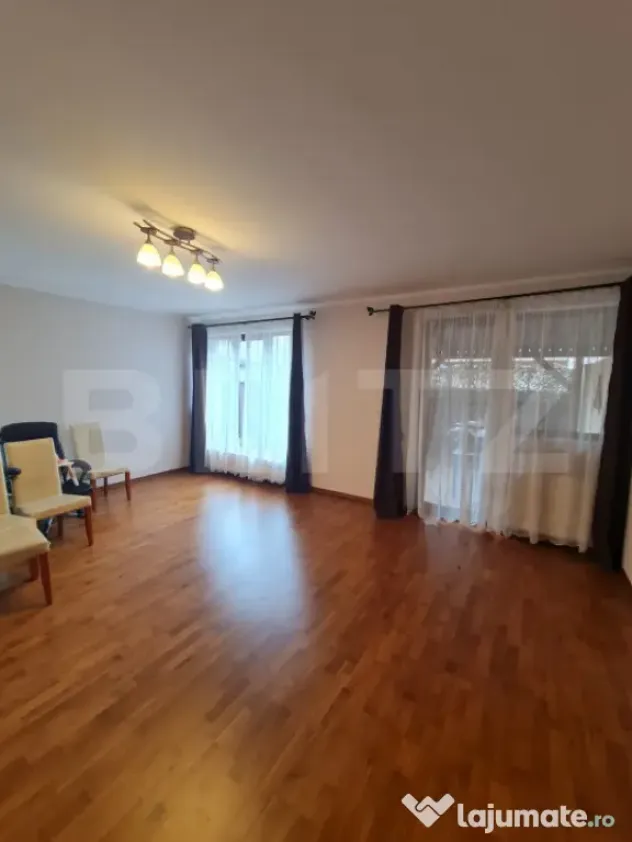 Casa tip duplex, 4 camere, 120 mp utili, zona Florilor