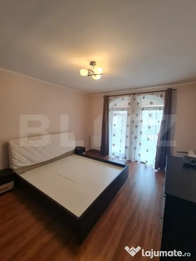 Casa tip duplex, 4 camere, 120 mp utili, zona Florilor