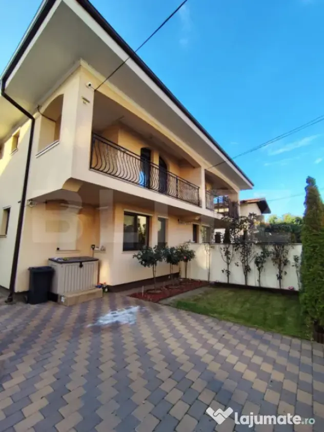 Casa tip duplex, 4 camere, 120 mp utili, zona Florilor