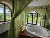 Rafinament in cartier linistit, pe 30.000 mp teren paradis, 