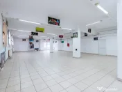 Spatiu industrial/comercial P+1, 3400 mp utili, teren 4000 m 