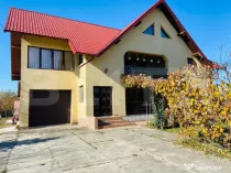Vila Mitocu Dragomirnei, 286 mp utili, 6 camere, 25 ari tere