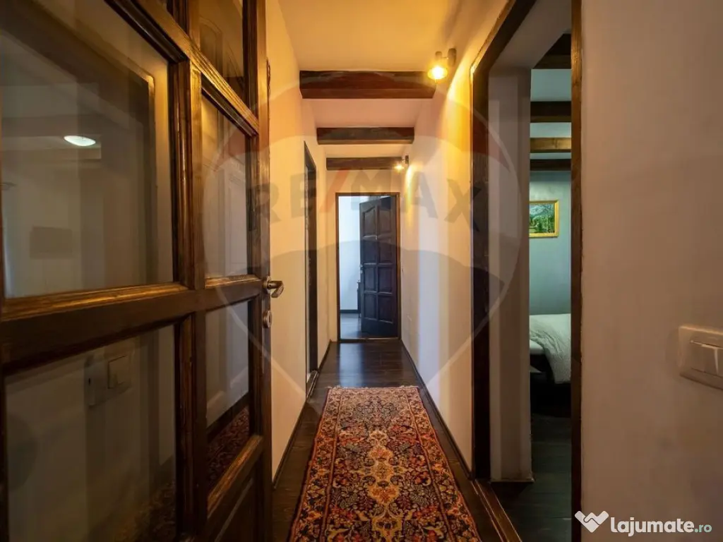 Cabana la Flo, 8 cam,P + M, teren 888 mp oportunitate de ...