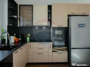 Casă pe nivel de vânzare cu 3 dormitoare, 500 mp teren ... 