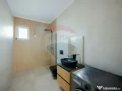 Casă pe nivel de vânzare cu 3 dormitoare, 500 mp teren ... 