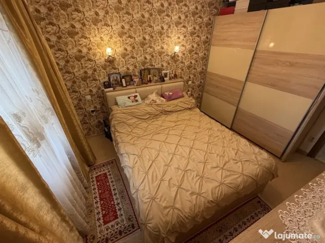 Apartament 4 camere, la 3 minute de Metrou Aparatori Patriei.