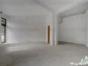 Spatiu comercial cu excelenta vizibilitate langa Parcul Caro 