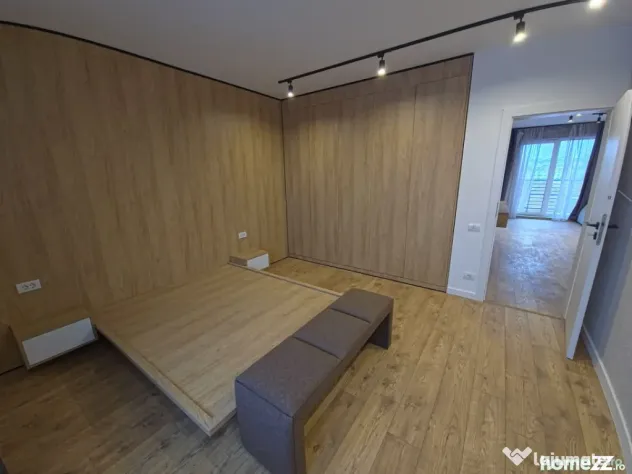 Dacia apartament 3 camere nou incalzire pardoseala loc parca