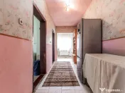 Casă de renovat cu 773 mp teren la preț de apartament 