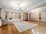 Apartament 170mp utili, 77mp curte și 3 locuri parcare, Par