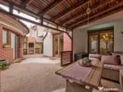 Apartament 170mp utili, 77mp curte și 3 locuri parcare, Par 