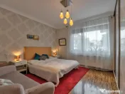 Apartament 170mp utili, 77mp curte și 3 locuri parcare, Par 
