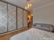 Apartament 170mp utili, 77mp curte și 3 locuri parcare, Par 