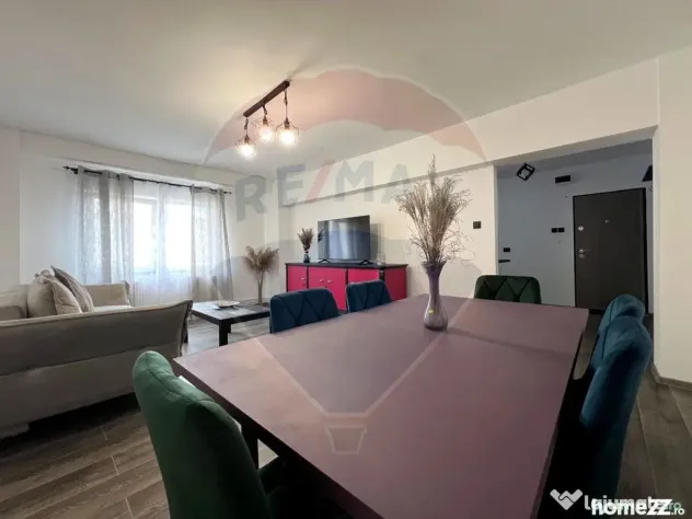 Apartament spațios de închiriat, strada Năsăud, bloc ...