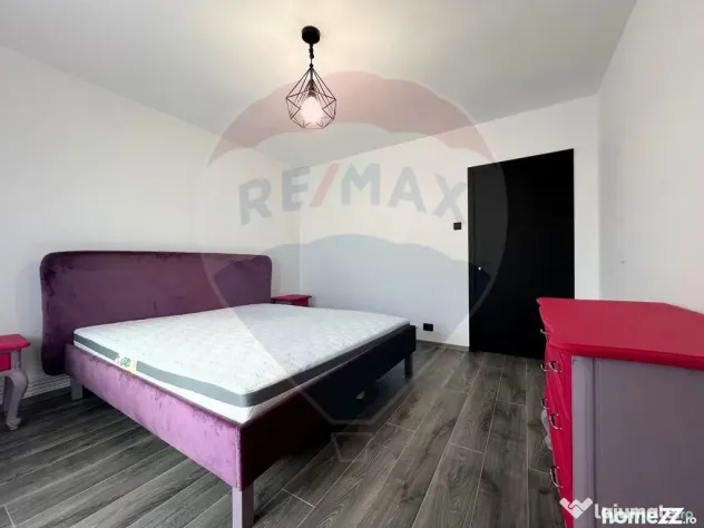 Apartament spațios de închiriat, strada Năsăud, bloc ...