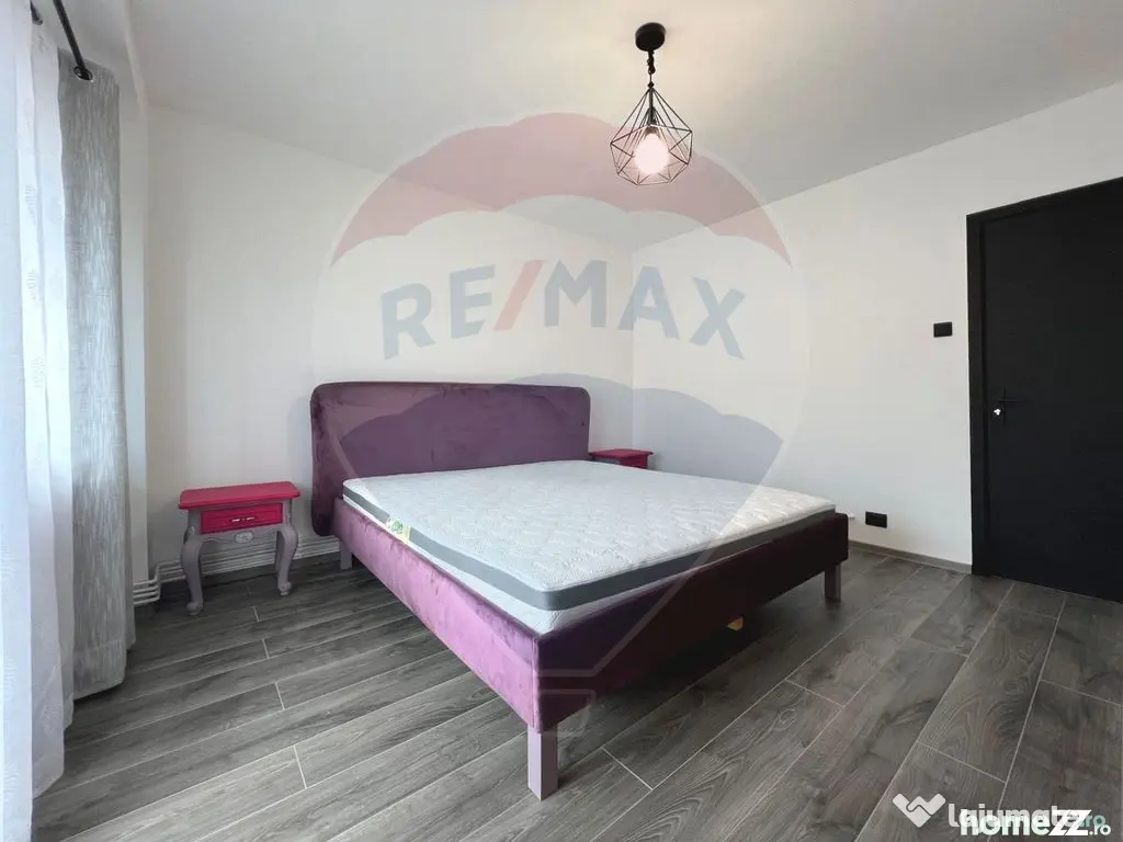Apartament spațios de închiriat, strada Năsăud, bloc ...