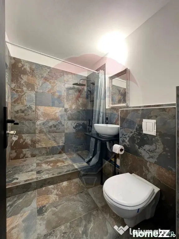 Apartament spațios de închiriat, strada Năsăud, bloc ...