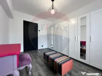 Apartament spațios de închiriat, strada Năsăud, bloc ...