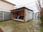 Casa 3 camere Dragomiresti strada principala 