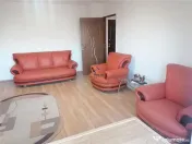 Decomandat Spatios cu Centrala zona Vladeasa 