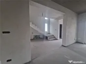 Casa P E, teren 179 mp - Caminul De Batrani - Spitalul Judet 
