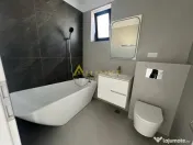 Casa individuala pe parter cu 4 camere // 2 bai // panouri 3 