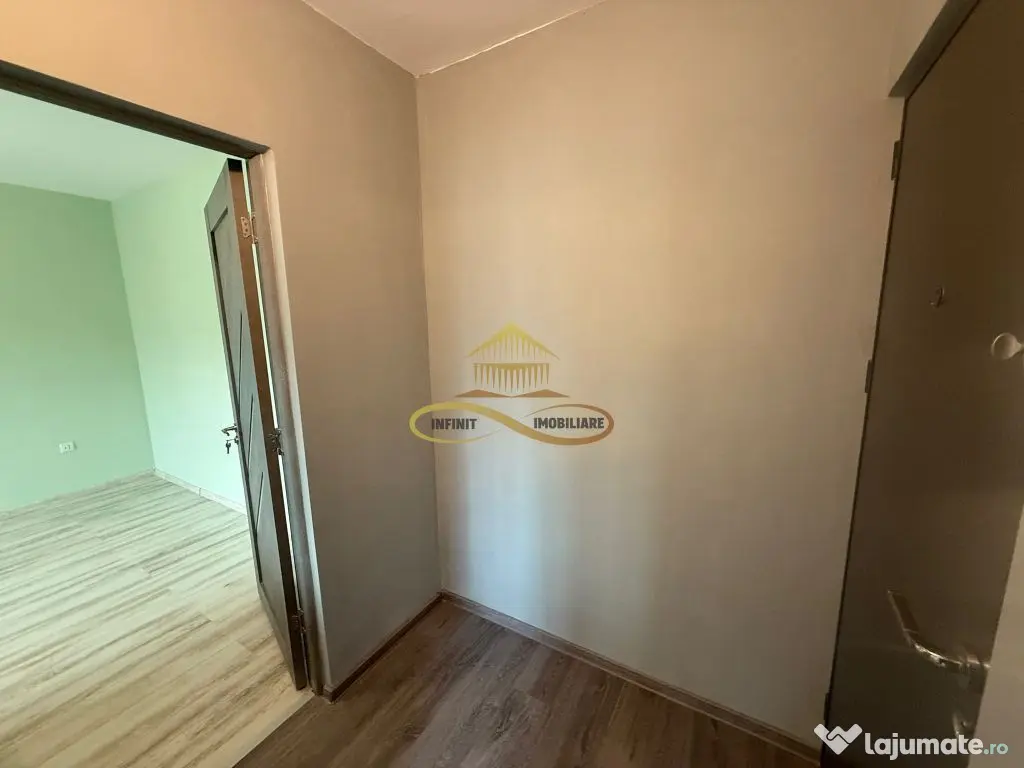 Apartament renovat 2 camere etaj 3 de vanzare Bacau