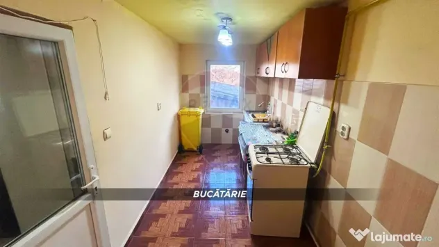 Casă cochetă, cu priveliște superbă asupra orașului ...